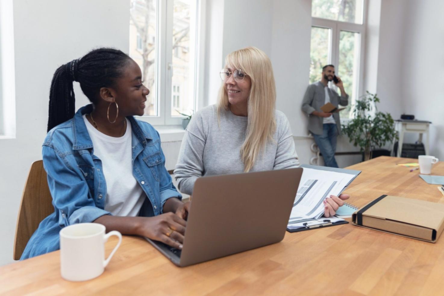 Постоянная поддержка клиентов